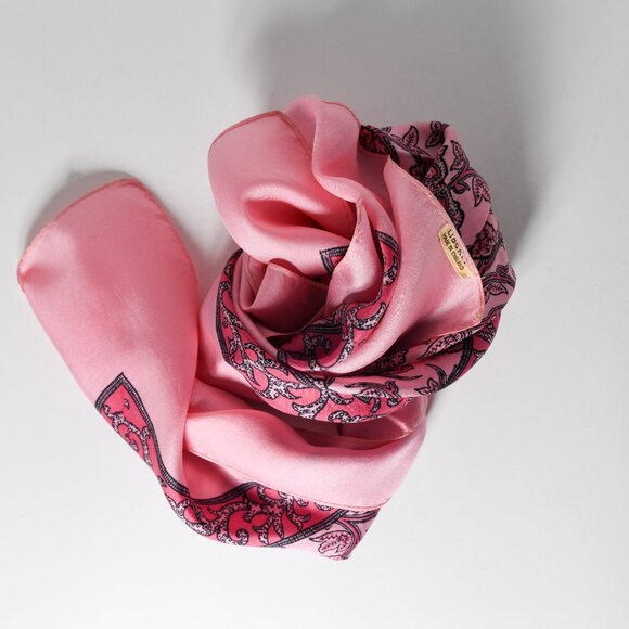 Vintage Liberty of London 100% Silk Pink Floral Scarf Very Good Condition Medium - Picture 6 of 6